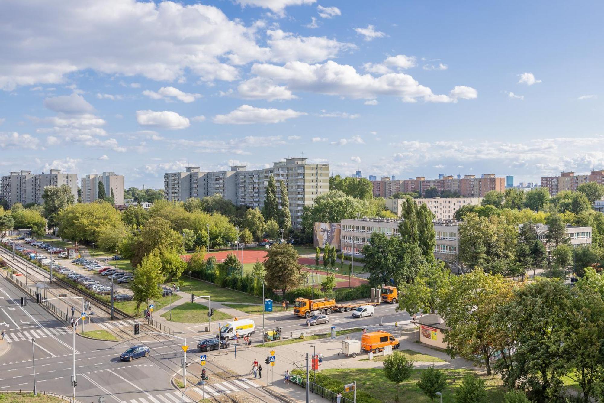 Elegant With Parking Close To Metro Station By Renters *