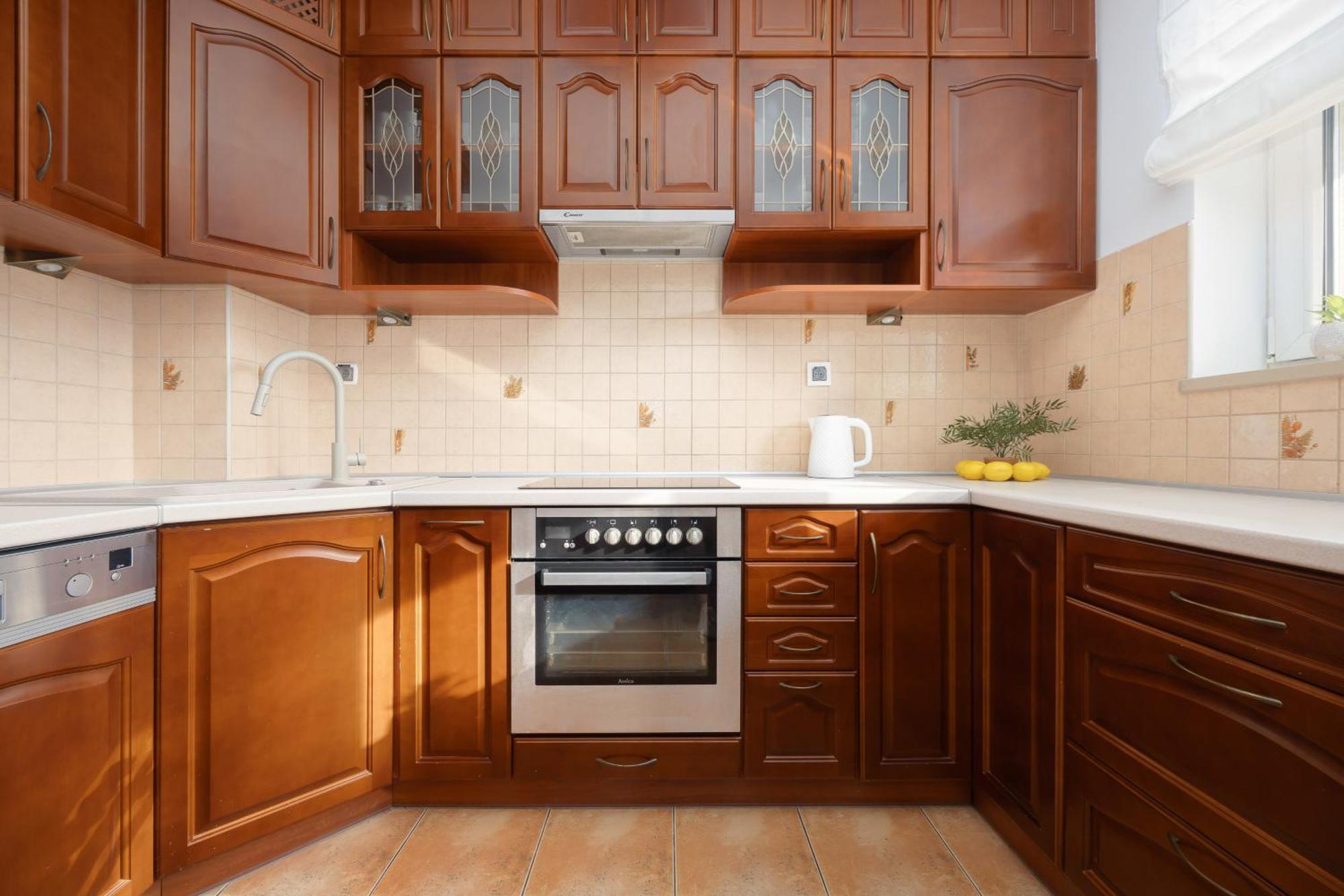 Elegant With Parking Close To Metro Station By Renters Butas Warsaw